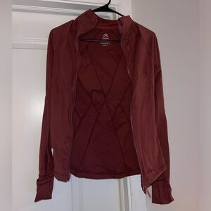 Sunzel dark red zip up athletic jacket